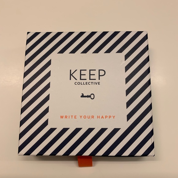 Stella & Dot Engraved “Believe” Necklace - Picture 5 of 8